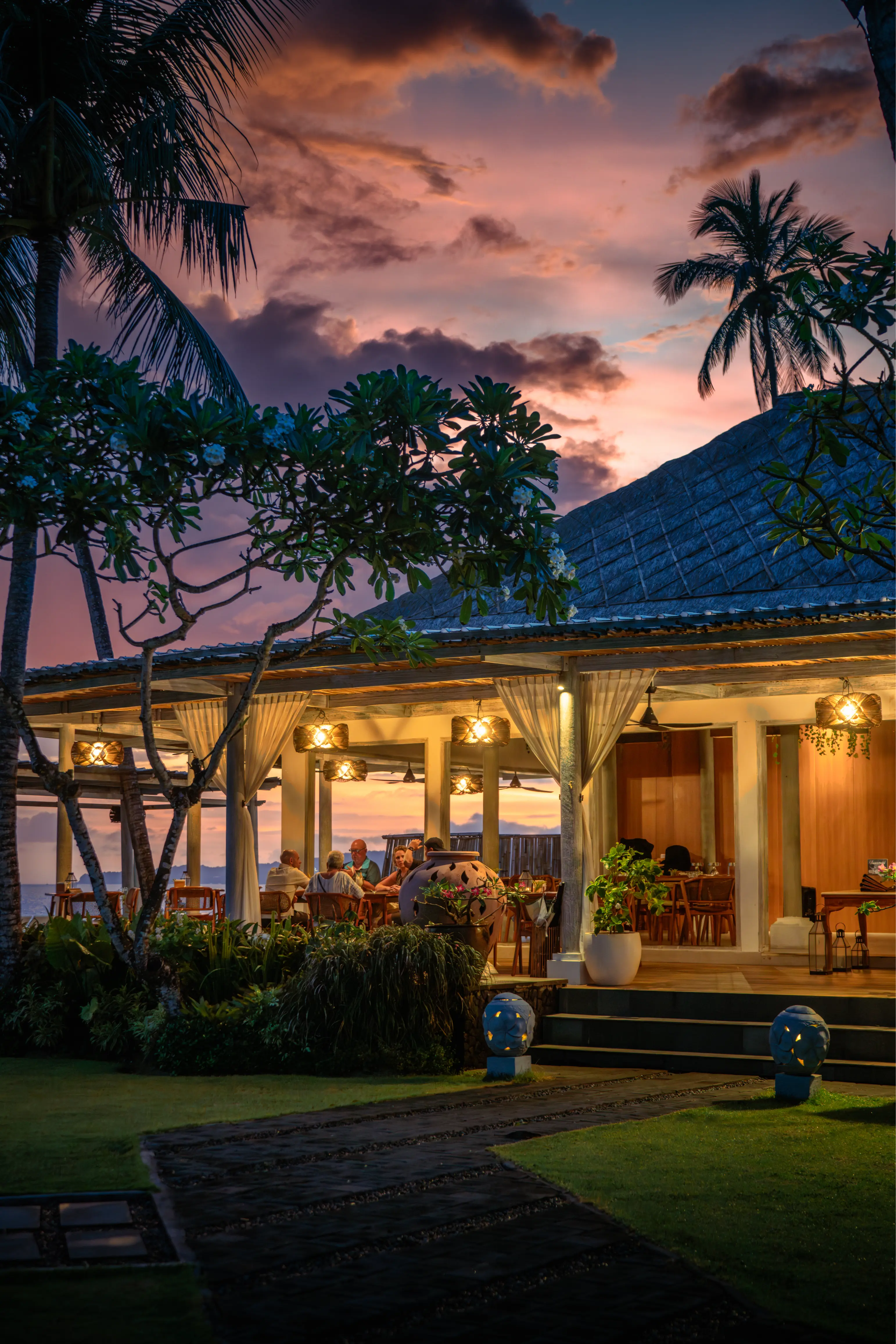 SEASIDE RESTAURANT at Lembongan Beach Club & Resort